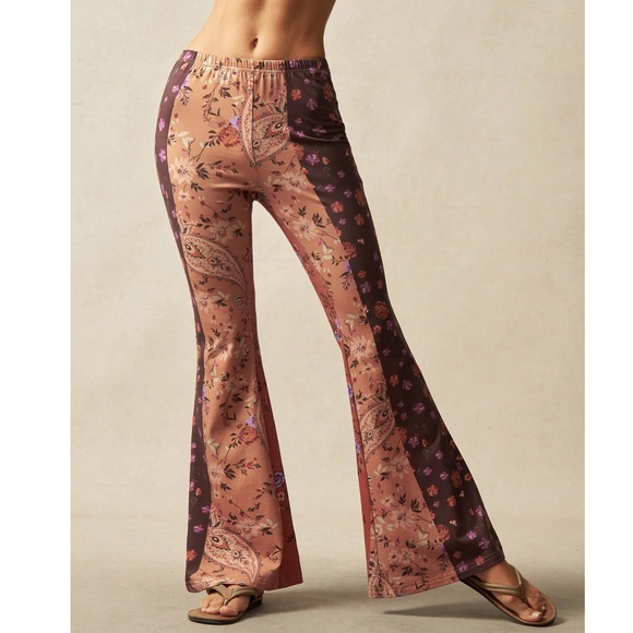 Boho Floral Print Stretchy Waist Color Block Bell Bottom Pants - Picture 4 of 6